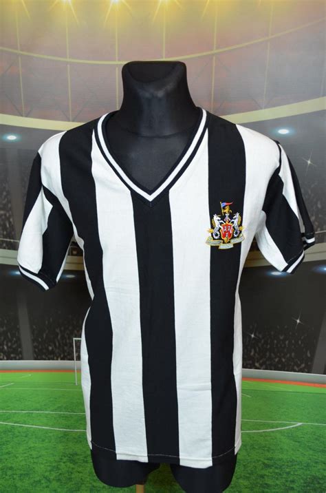 replica football shirts